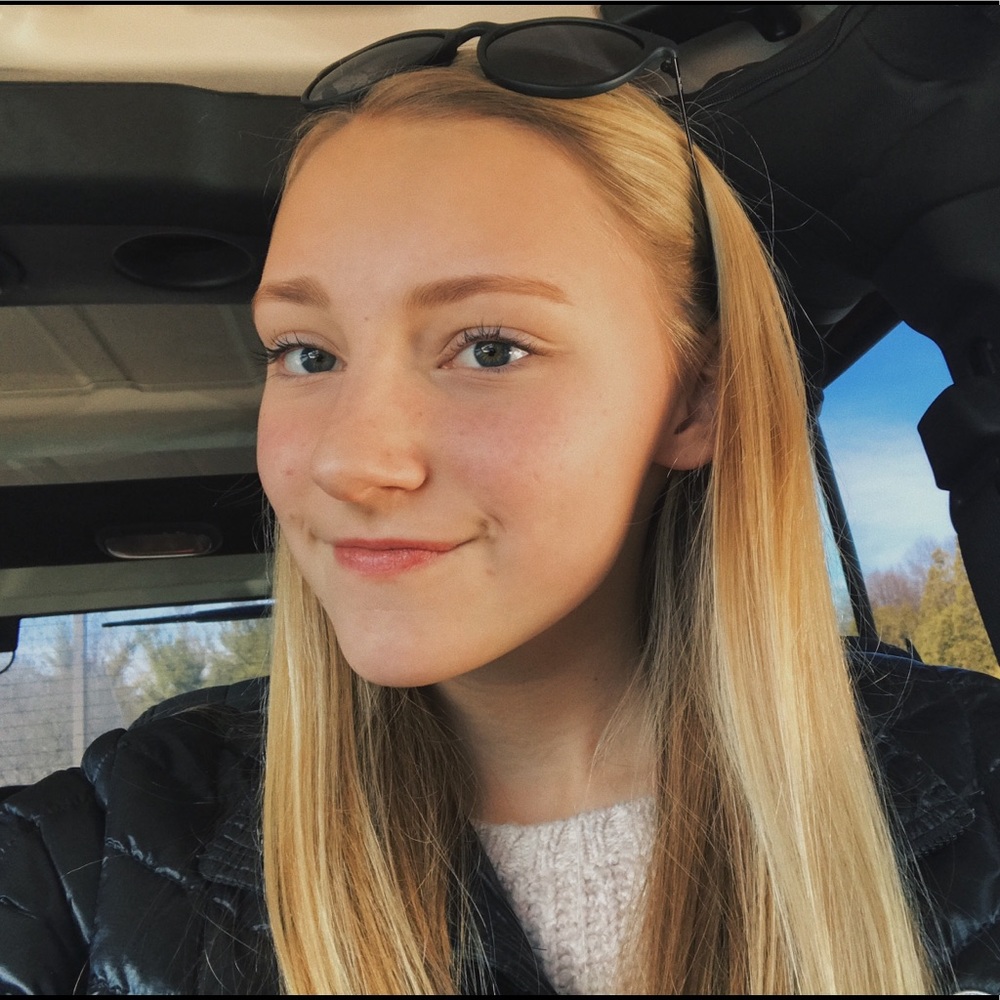 Meet your Posher, Avery